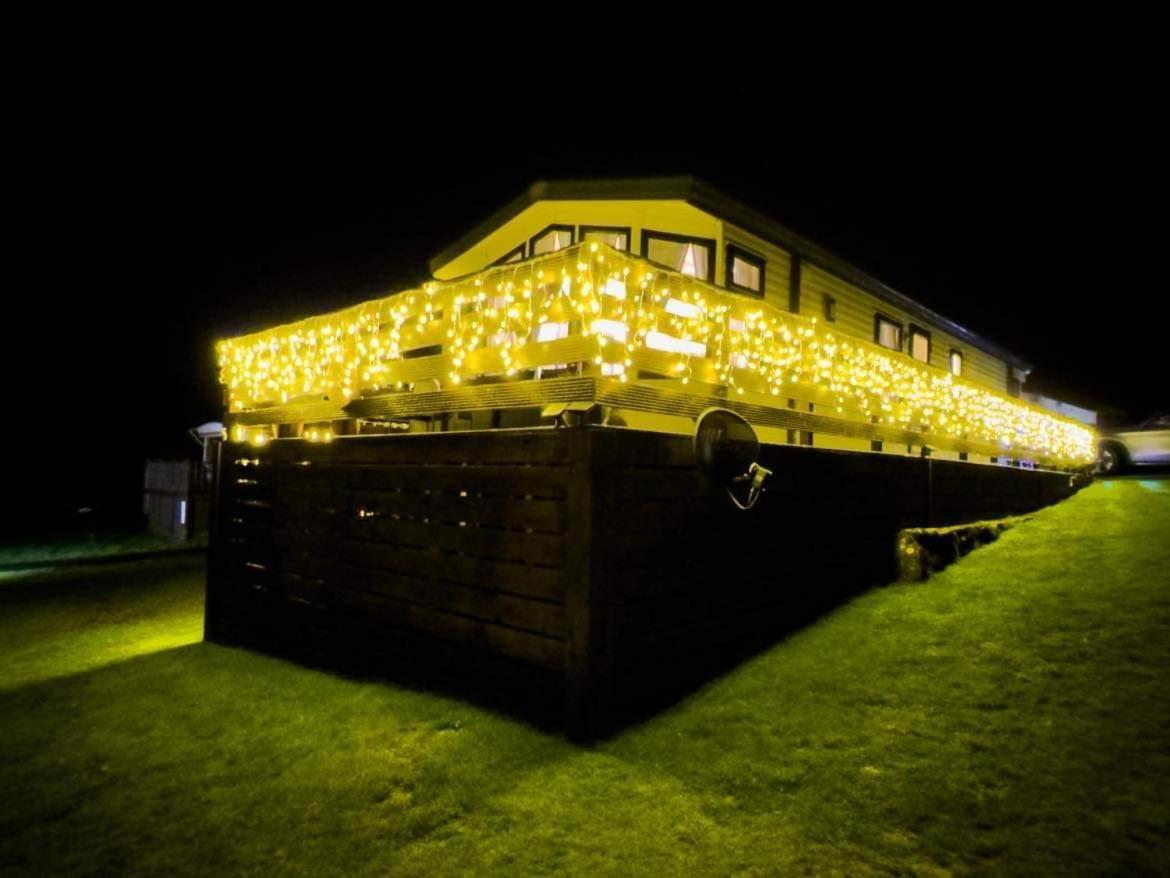Caravan Rabbit House No 81 At Three Lochs Holiday Park Newton Stewart Bagian luar foto