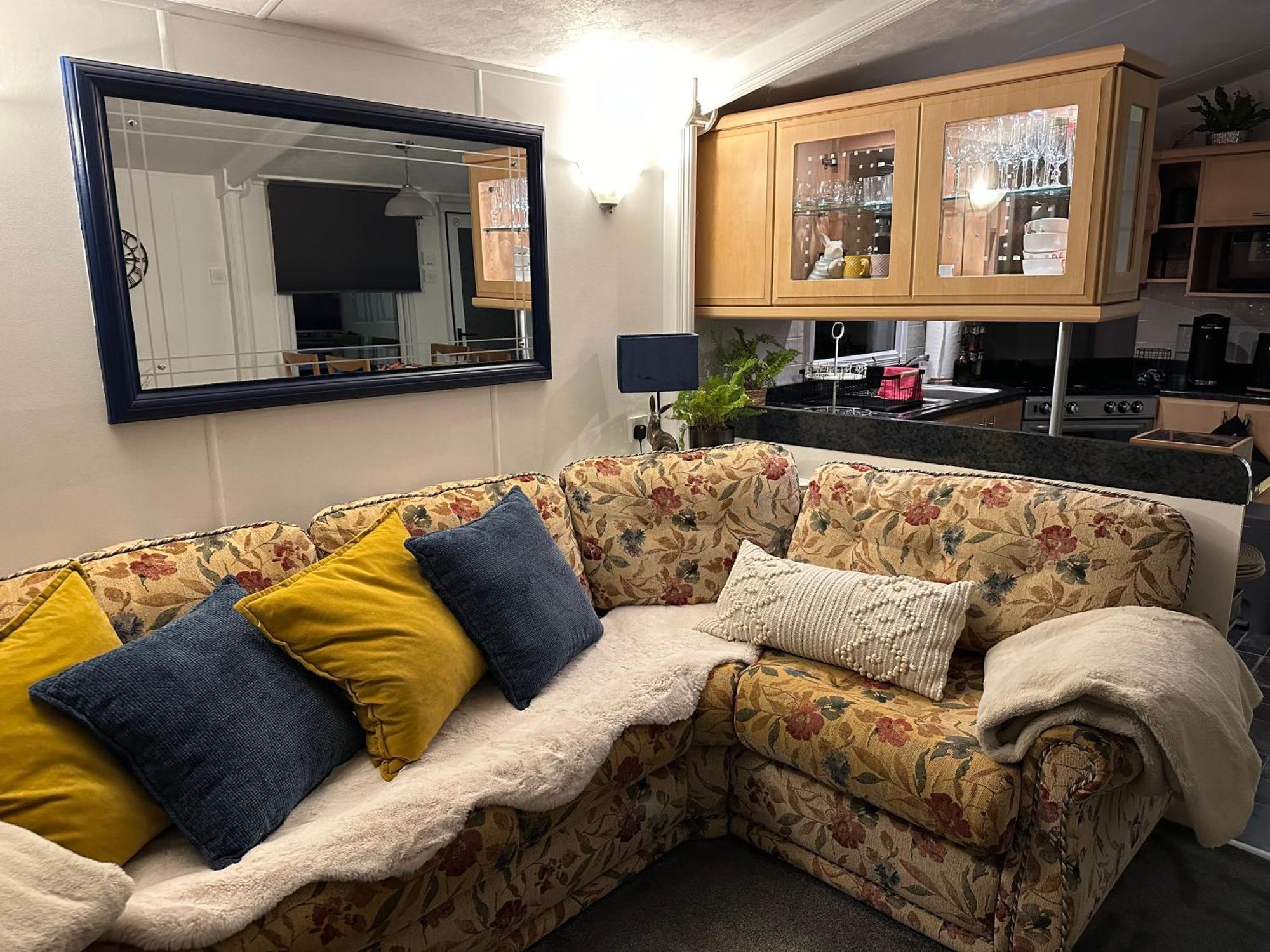 Caravan Rabbit House No 81 At Three Lochs Holiday Park Newton Stewart Bagian luar foto